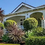 Fab05-Charming Leafy 3Br Home, Walk To Manly Beach
